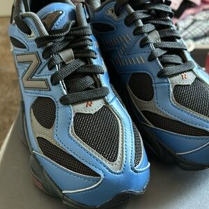 New never worn New Balance 9060